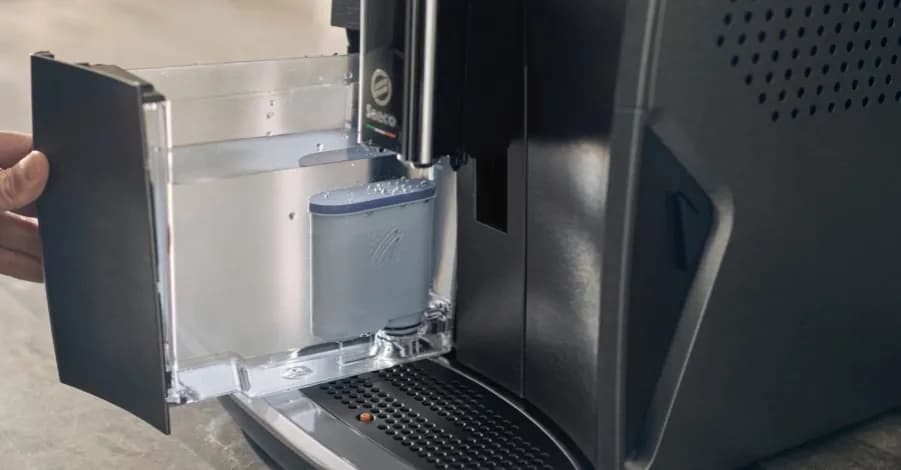 Jak odkamienić ekspres Saeco - proste kroki, które musisz znać