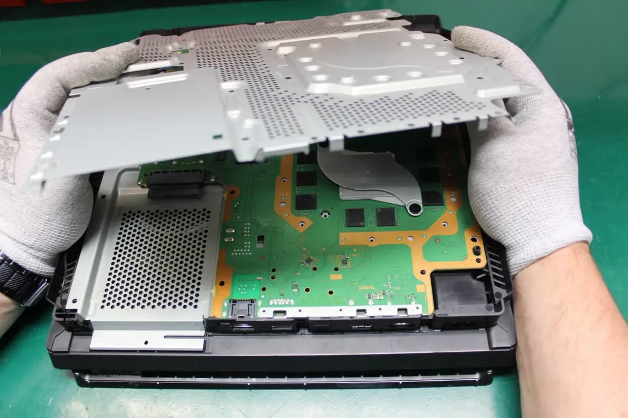 Ile kosztuje czyszczenie PS4? Sprawdź ceny i uniknij przepłacania